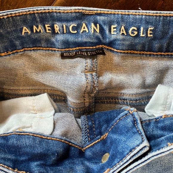 American Eagle Ripped High Rise Skinny Jeans - Picture 5 of 6